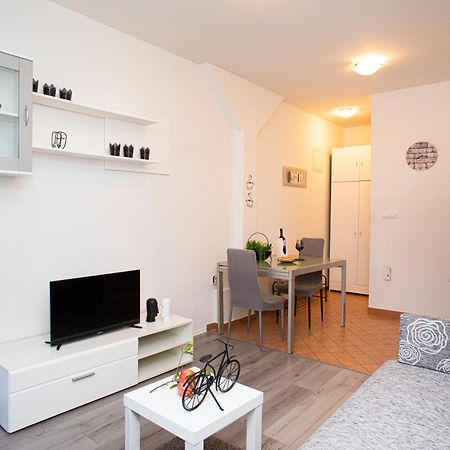 Apartments Silver Tree Split Bagian luar foto